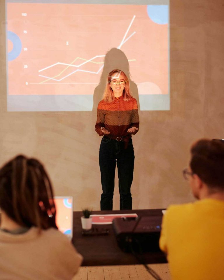 Les étapes essentielles pour organiser un séminaire productif et engageant