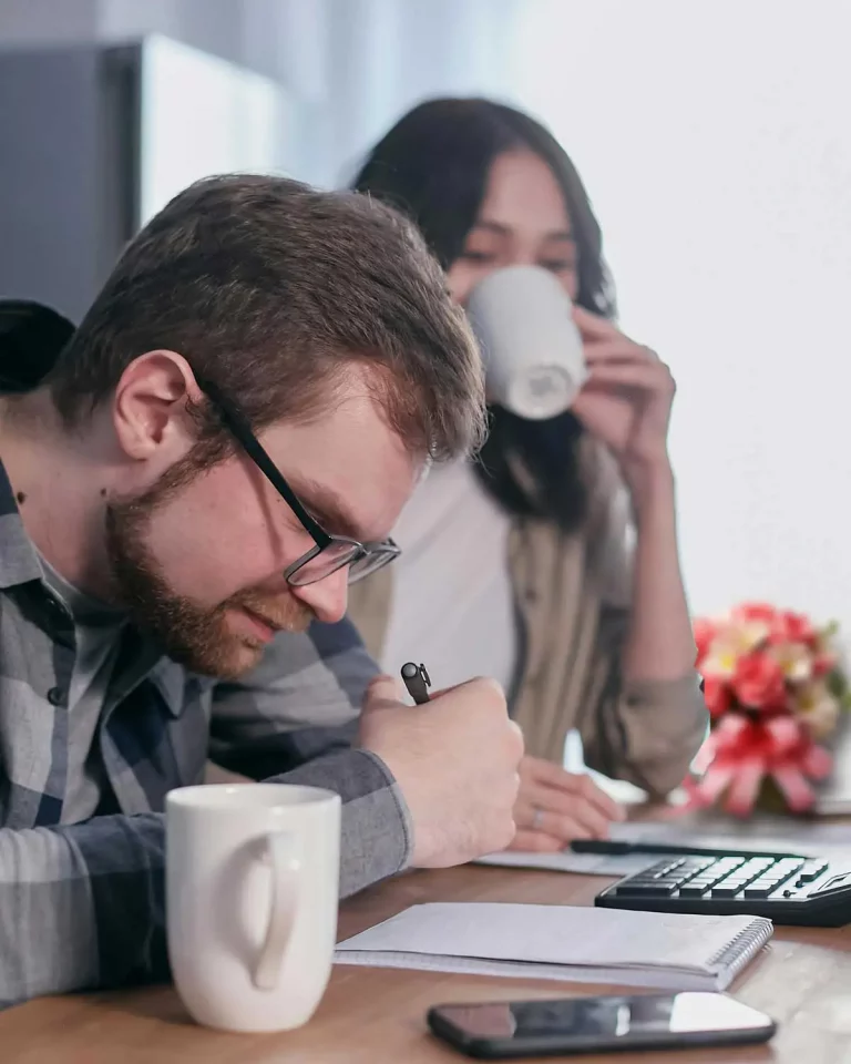 Mariage : Comment harmoniser votre planning de préparation avec la disponibilité de la salle de réception