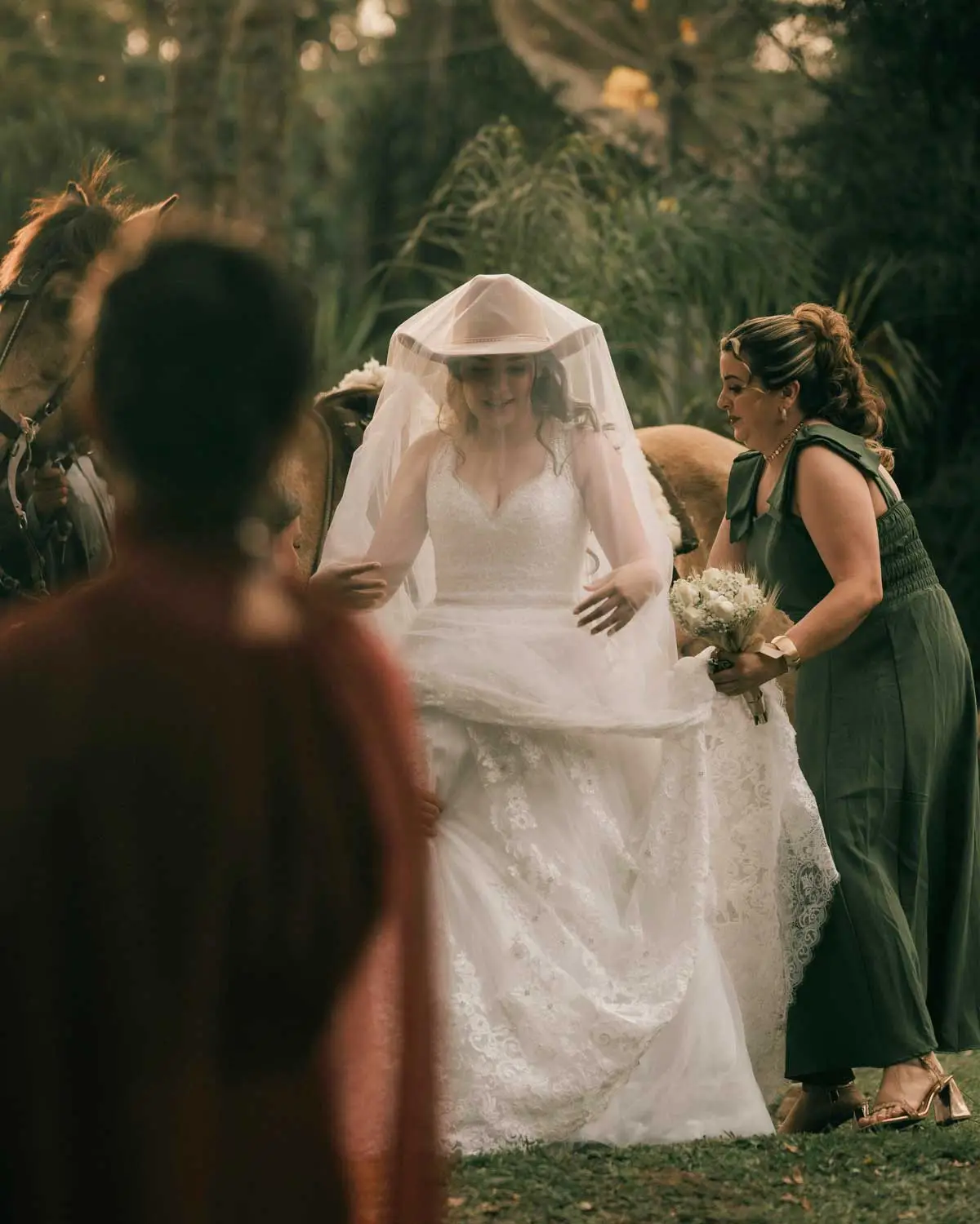Comment organiser un mariage champêtre : choisir la salle de réception et réussir la décoration naturelle