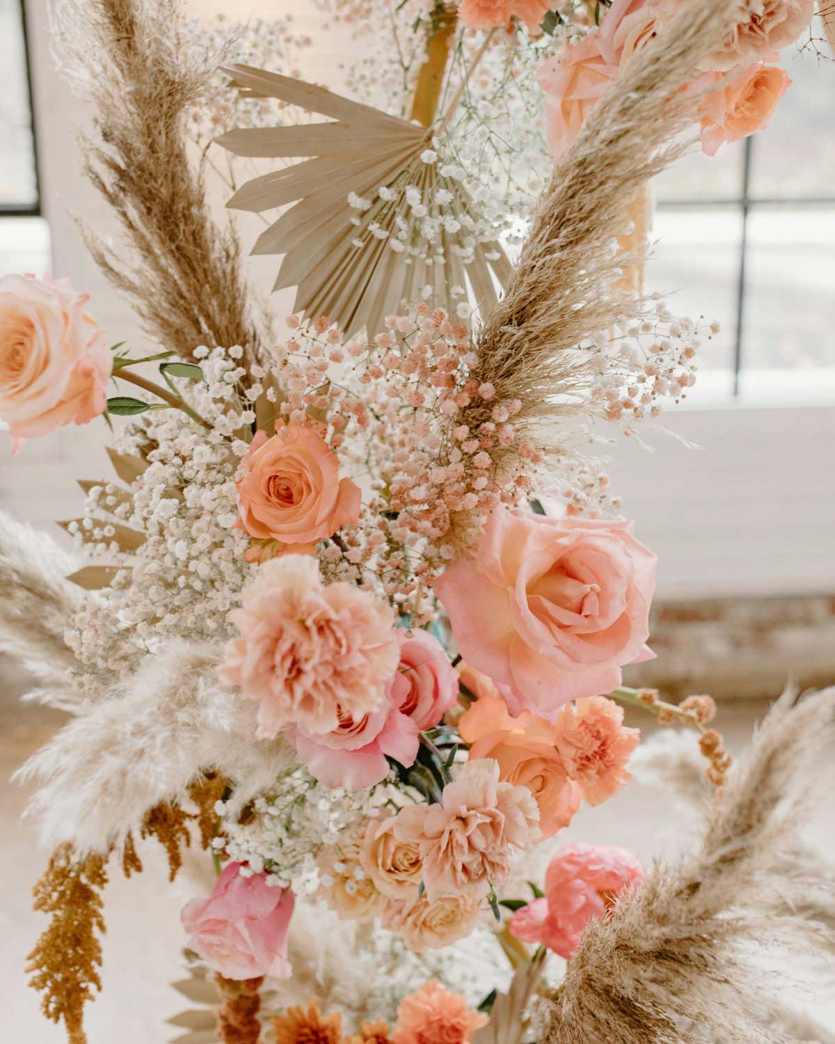 5 conseils pour réussir la déco florale dans votre salle de mariage
