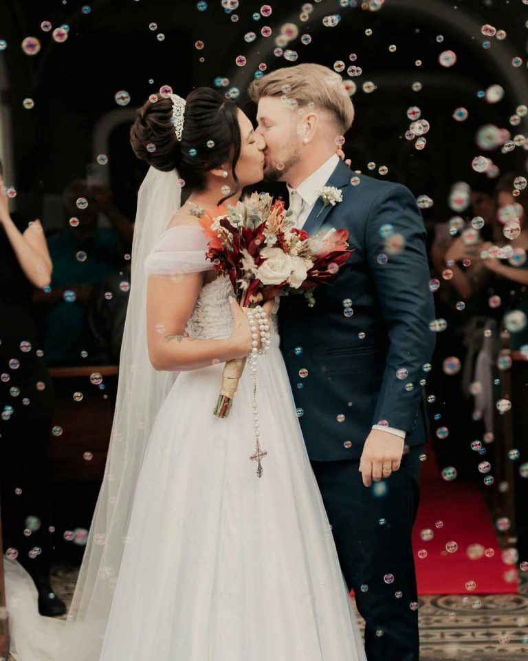 Lire la suite à propos de l’article 5 astuces pour réussir la coordination entre salle de mariage et prestataires le jour J
