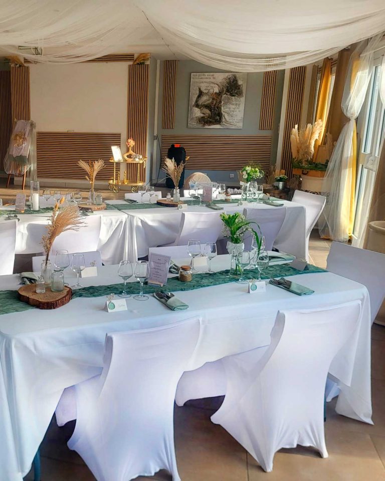 4 astuces pour réussir la décoration de votre salle de mariage en domaine{"self":[{"href":"https://www.domainedebeaulieu.eu/wp-json/wp/v2/posts/19673","targetHints":{"allow":["GET","POST","PUT","PATCH","DELETE"]}}],"collection":[{"href":"https://www.domainedebeaulieu.eu/wp-json/wp/v2/posts"}],"about":[{"href":"https://www.domainedebeaulieu.eu/wp-json/wp/v2/types/post"}],"author":[{"embeddable":true,"href":"https://www.domainedebeaulieu.eu/wp-json/wp/v2/users/4"}],"replies":[{"embeddable":true,"href":"https://www.domainedebeaulieu.eu/wp-json/wp/v2/comments?post=19673"}],"version-history":[{"count":1,"href":"https://www.domainedebeaulieu.eu/wp-json/wp/v2/posts/19673/revisions"}],"predecessor-version":[{"id":19700,"href":"https://www.domainedebeaulieu.eu/wp-json/wp/v2/posts/19673/revisions/19700"}],"wp:featuredmedia":[{"embeddable":true,"href":"https://www.domainedebeaulieu.eu/wp-json/wp/v2/media/19687"}],"wp:attachment":[{"href":"https://www.domainedebeaulieu.eu/wp-json/wp/v2/media?parent=19673"}],"wp:term":[{"taxonomy":"category","embeddable":true,"href":"https://www.domainedebeaulieu.eu/wp-json/wp/v2/categories?post=19673"},{"taxonomy":"post_tag","embeddable":true,"href":"https://www.domainedebeaulieu.eu/wp-json/wp/v2/tags?post=19673"}],"wp:action-publish":[{"href":"https://www.domainedebeaulieu.eu/wp-json/wp/v2/posts/19673"}],"wp:action-unfiltered-html":[{"href":"https://www.domainedebeaulieu.eu/wp-json/wp/v2/posts/19673"}],"wp:action-sticky":[{"href":"https://www.domainedebeaulieu.eu/wp-json/wp/v2/posts/19673"}],"wp:action-assign-author":[{"href":"https://www.domainedebeaulieu.eu/wp-json/wp/v2/posts/19673"}],"wp:action-create-categories":[{"href":"https://www.domainedebeaulieu.eu/wp-json/wp/v2/posts/19673"}],"wp:action-assign-categories":[{"href":"https://www.domainedebeaulieu.eu/wp-json/wp/v2/posts/19673"}],"wp:action-create-tags":[{"href":"https://www.domainedebeaulieu.eu/wp-json/wp/v2/posts/19673"}],"wp:action-assign-tags":[{"href":"https://www.domainedebeaulieu.eu/wp-json/wp/v2/posts/19673"}],"curies":[{"name":"wp","href":"https://api.w.org/{rel}","templated":true}]}{"type":"text","text":{"content":"4 astuces pour réussir la décoration de votre salle de mariage en domaine","link":null},"annotations":{"bold":false,"italic":false,"strikethrough":false,"underline":false,"code":false,"color":"default"},"plain_text":"4 astuces pour réussir la décoration de votre salle de mariage en domaine","href":null}